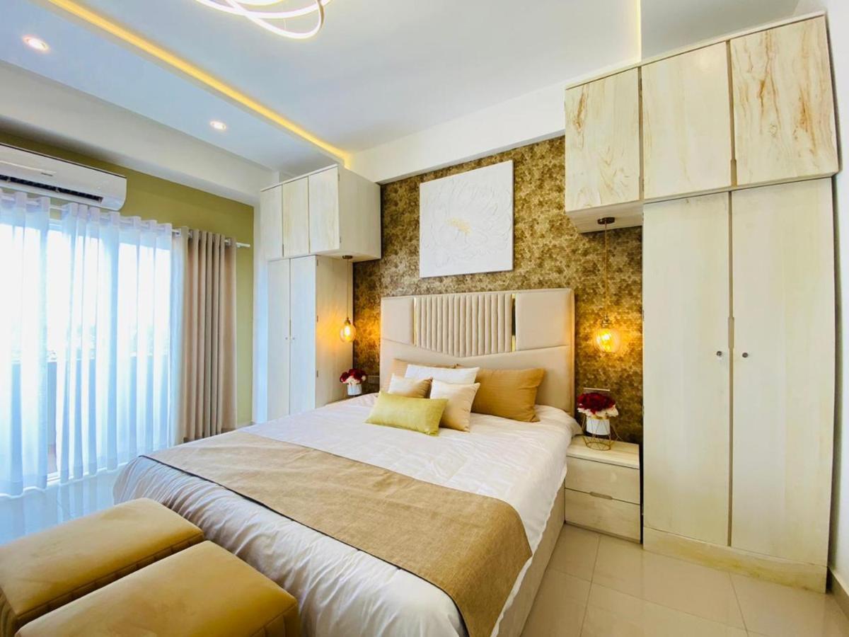 Ocean Breeze - Udaya Luxury Apartments Negombo Exteriör bild